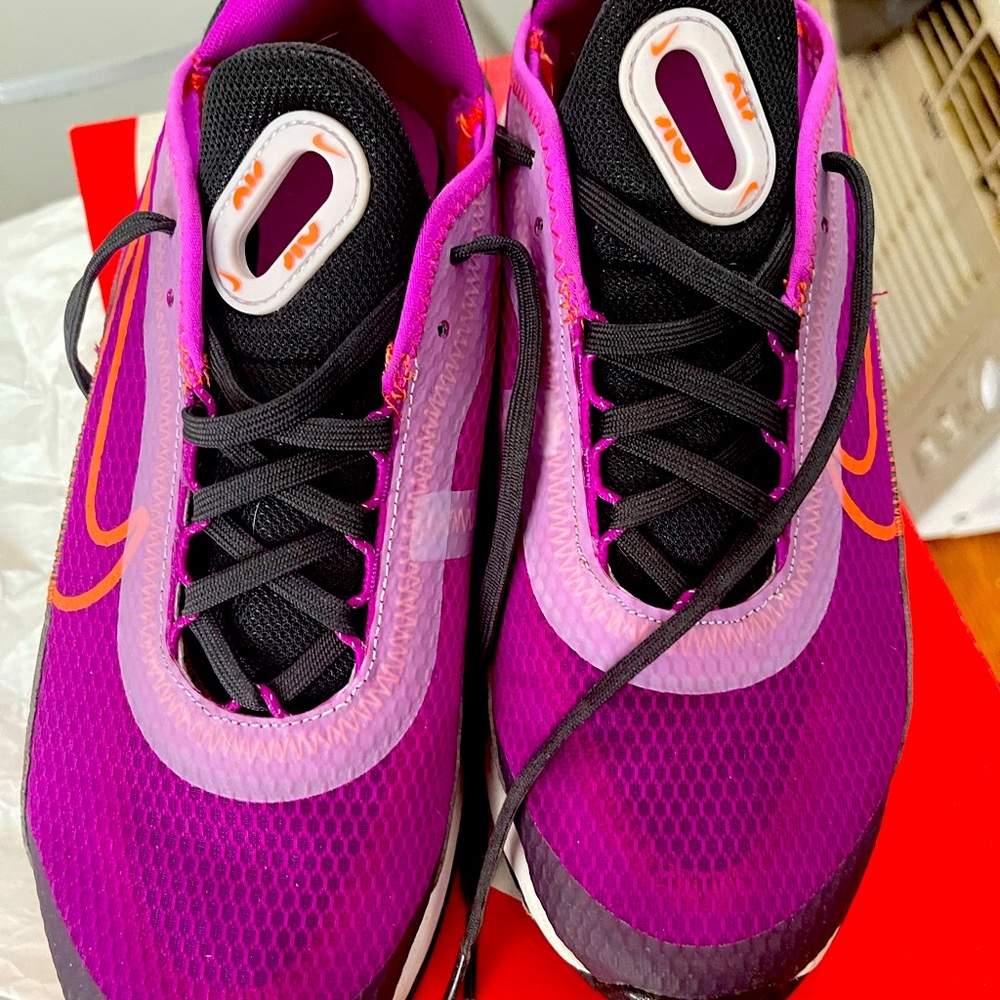 Nike Air Max 2090